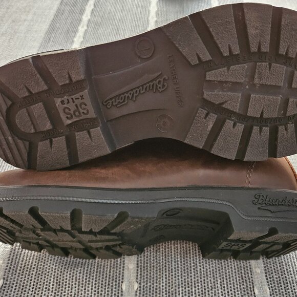 Blundstone Chelsea Boot Brown EUC Size US 7 UK 4 - Picture 3 of 5